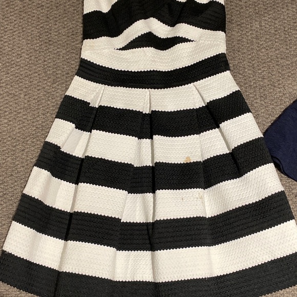 Various womens dresses - Picture 2 of 4